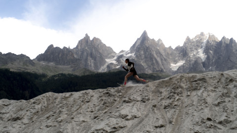ASICS x UTMB