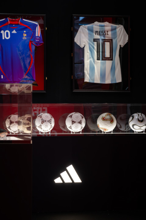 Fifa World Cup Trophy Tour x adidas