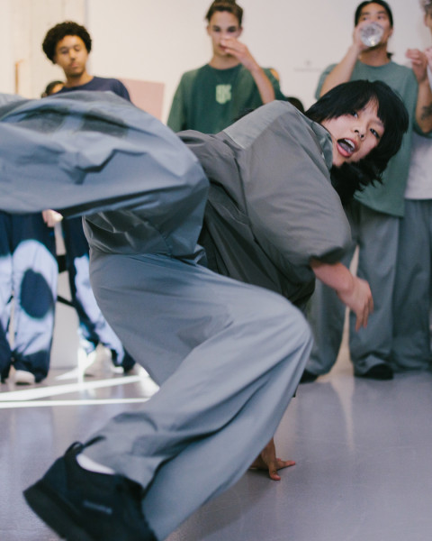 Reebok - Break’in Through