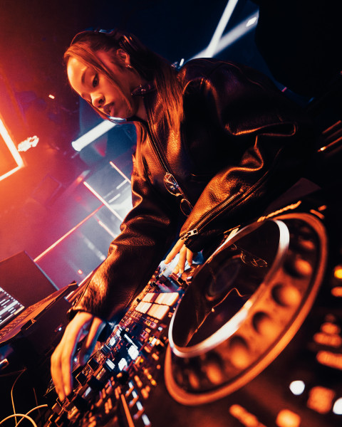 RNBOI - RELEASE PARTY